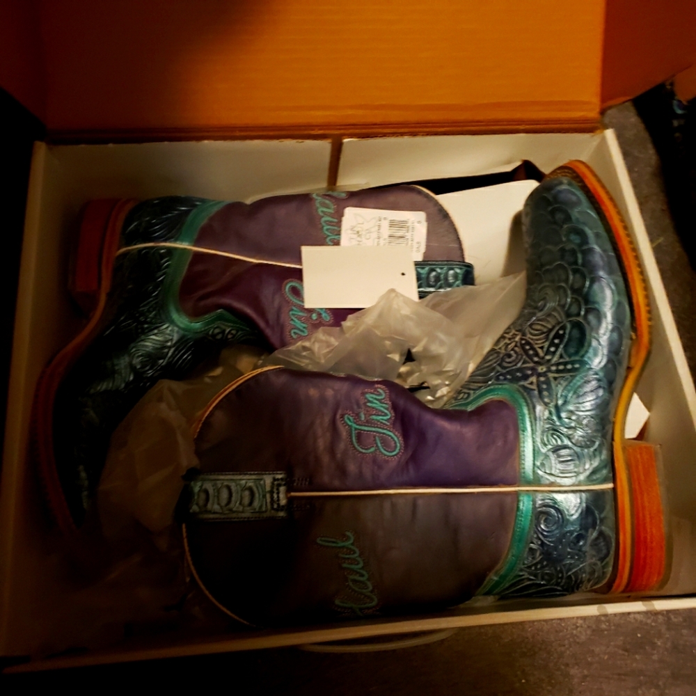 Tin Haul Cowgirl Boots